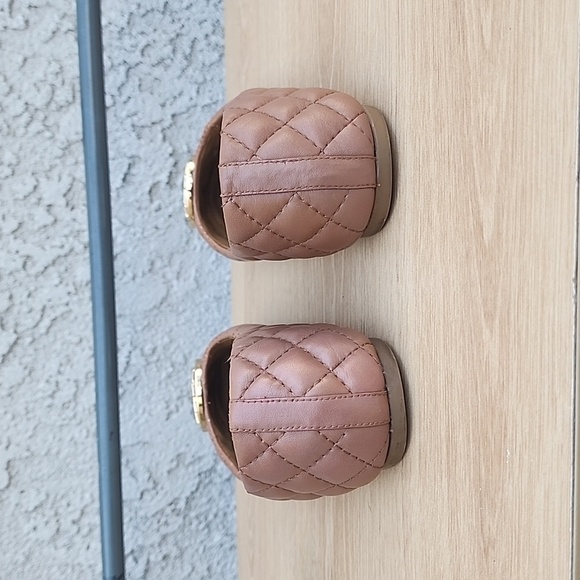 Tory Burch Tan Tory Benton 2 Quilted Ballet Flats in Nappa Leather Size 7.5 - Picture 4 of 13